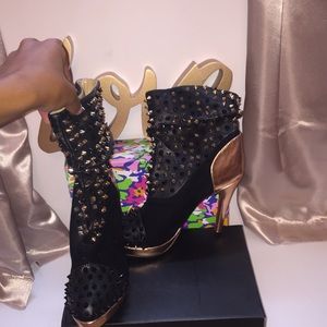 Worn twice!!! Black & Rose Gold boots